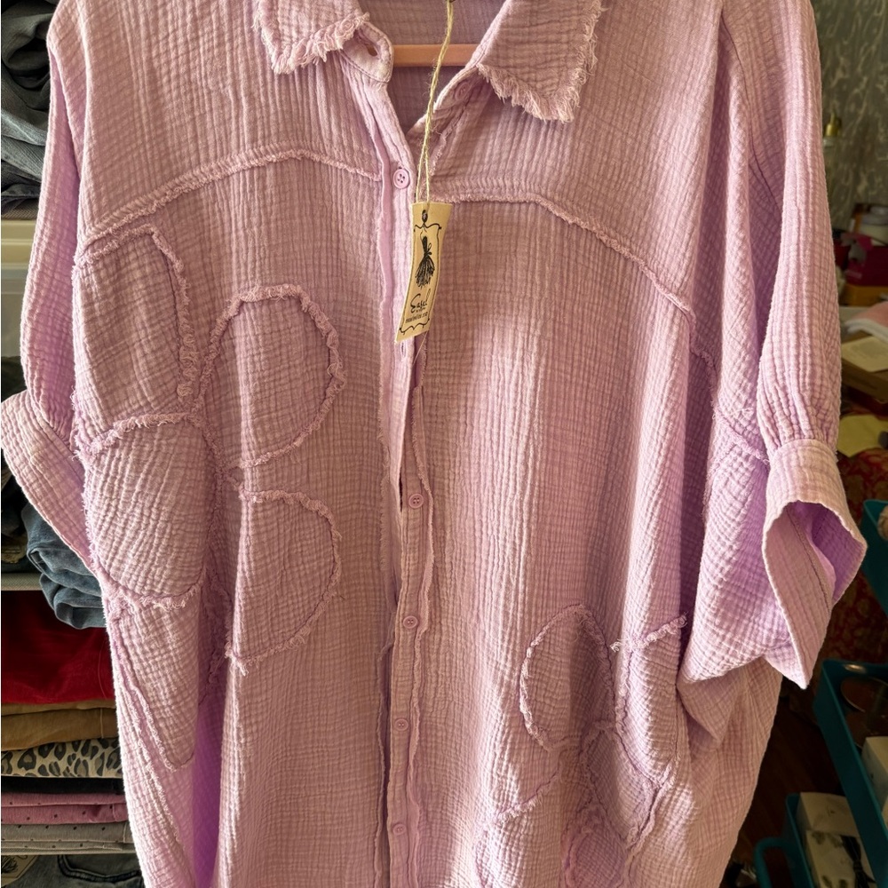 Pink Women's gauzy summer flowy Top Floral Design cuffed sleeves button down